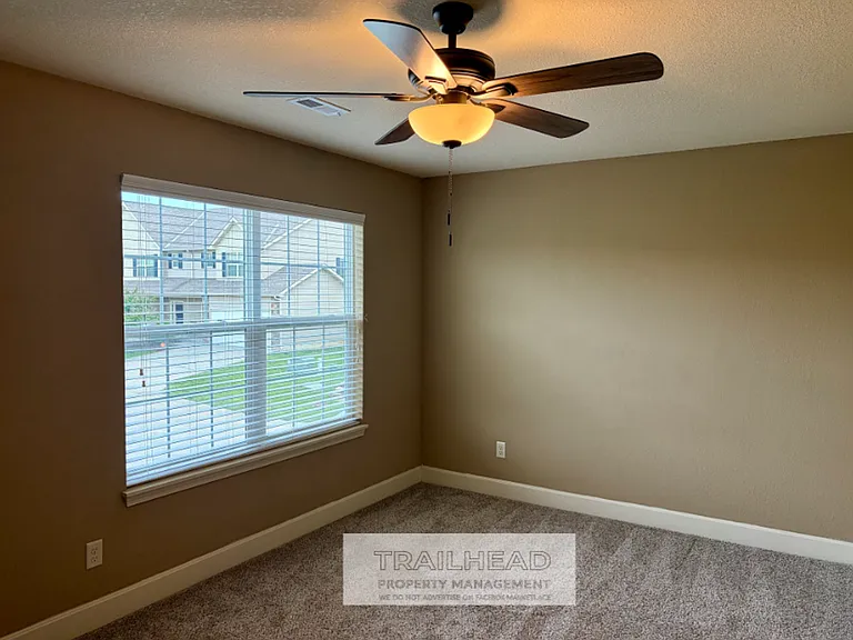 3856 NW 94th St — Photo 11