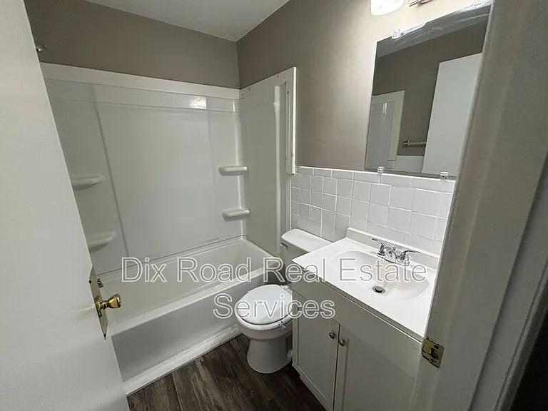 237A Ryburn Ave #A — Photo 15