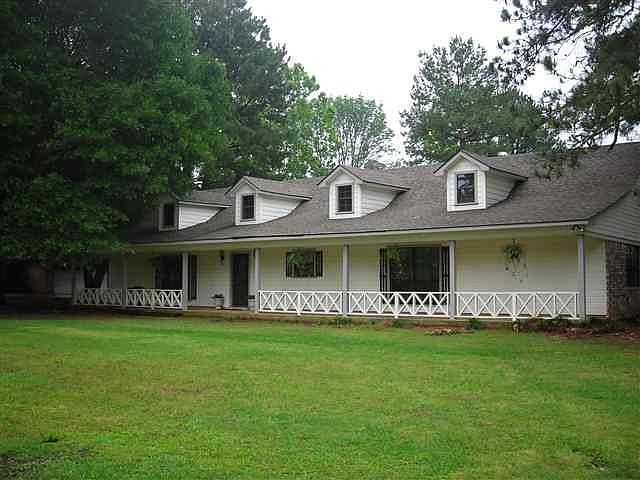 1st image of 6105 Pebble Brook Dr