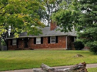 110 N Beckley Station Rd, Louisville, KY 40245