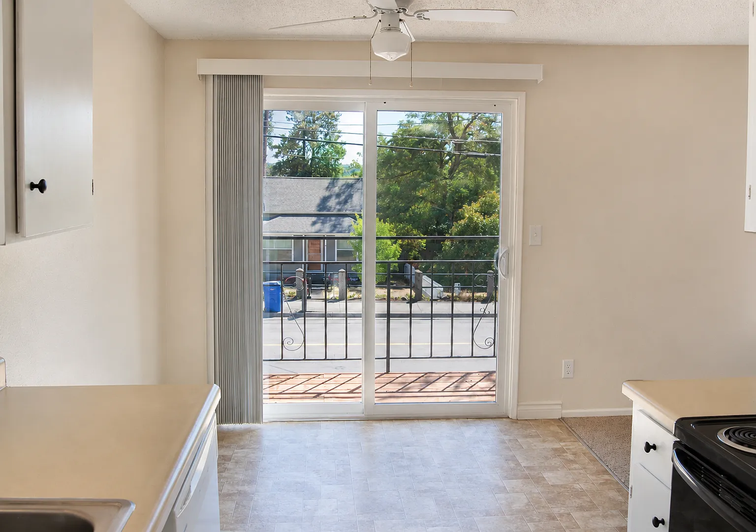 Spacious One & Two Bed Units in a Quite complex with Porches and Covered Off Street Parking — Photo 1