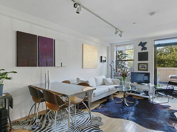 5th image of 54 Allen St APT 3A