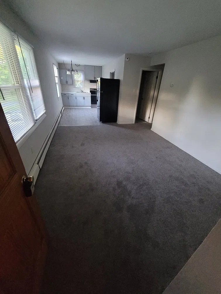 2 bed, 850 sqft, $1,325 — Photo 1