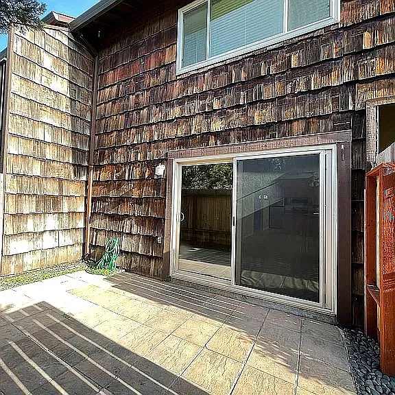 3 bed, 1.5 bath, 1328 sqft, $3,000 — Photo 4