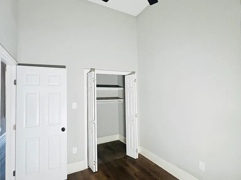 2310 3rd St — Photo 9
