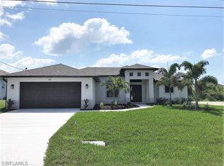 542 SE 1st Terrace Cpe, Coral, FL 33990