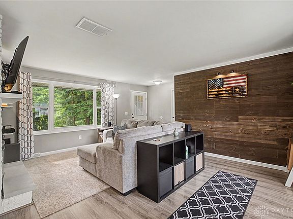 2nd image of 3685 West Dr