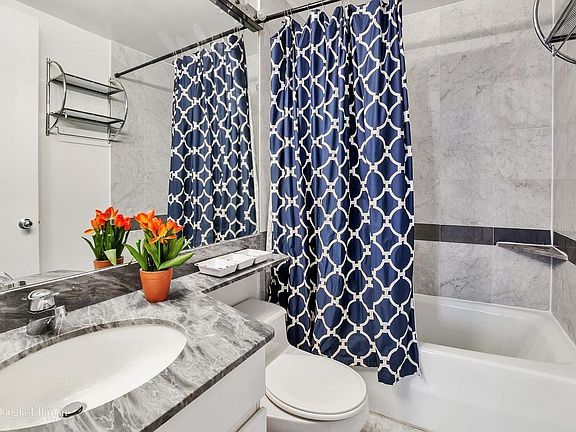 4th image of 232-236 E 47th St #34C