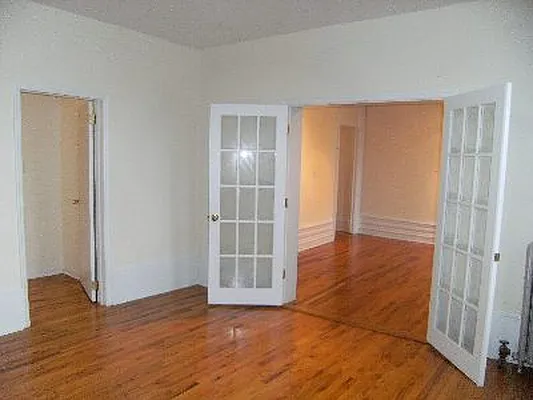 Rented by City Connections Realty | media 19