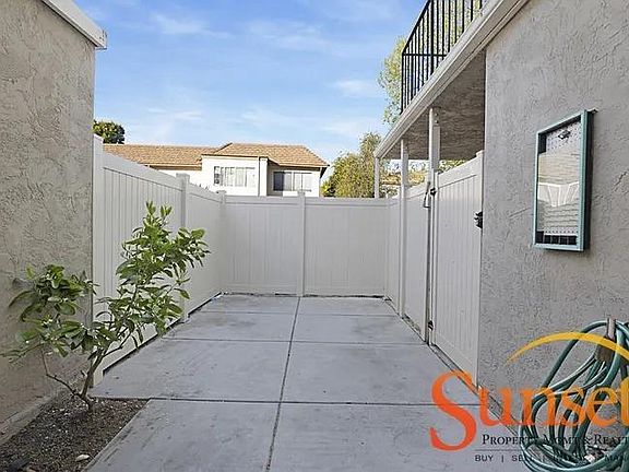 2nd image of 7755 Starling Dr