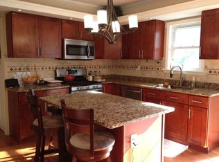 135 Puritan Ave, Worcester, MA 01604