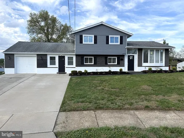 13 Albert Rd, Glendora, NJ 08029