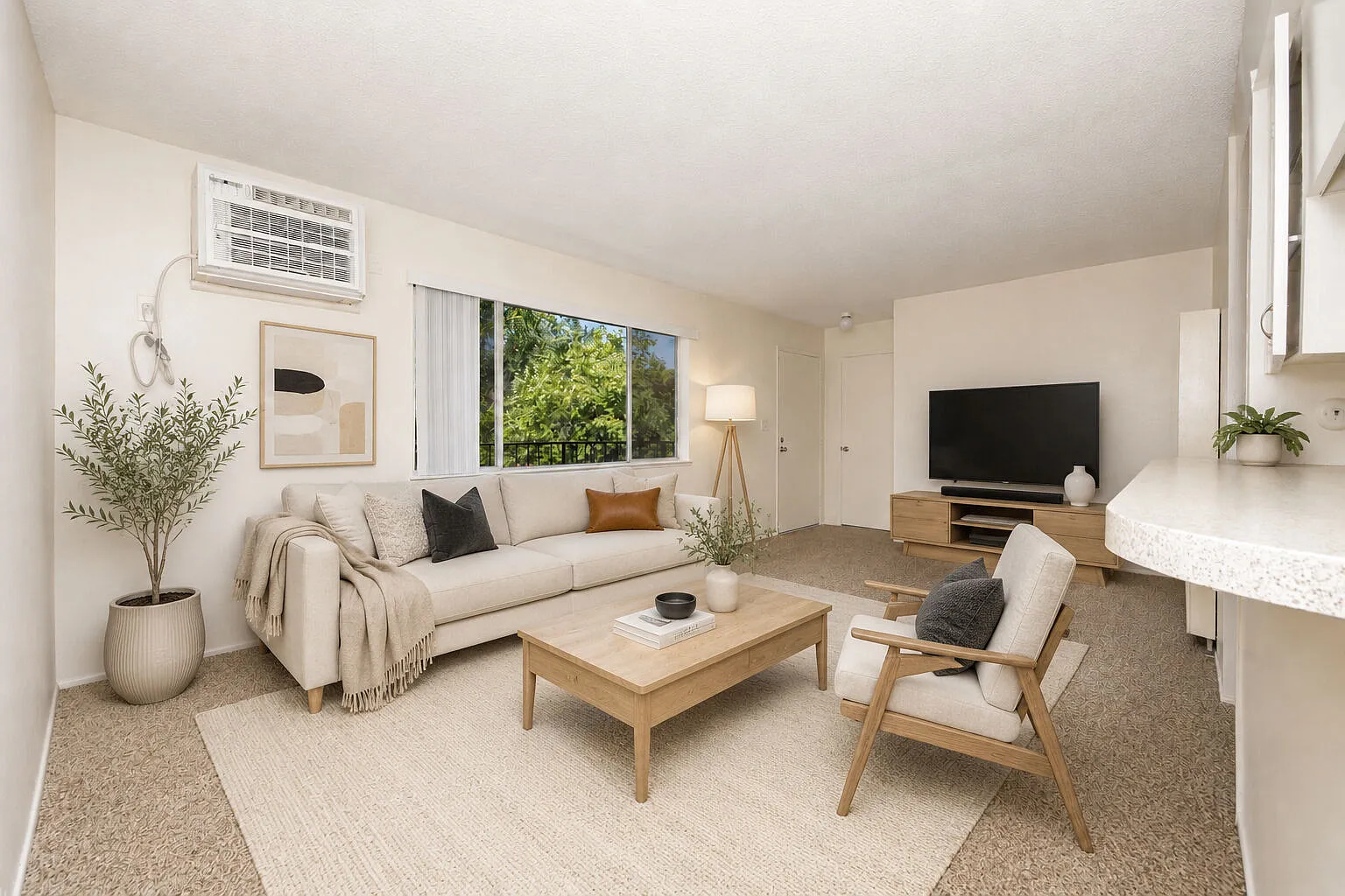 Natoma Arms Apartments — Photo 1