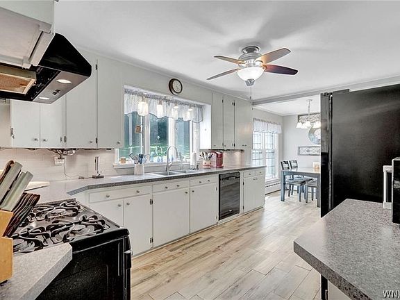 5th image of 2834 Miller Rd