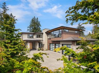 2261 95th Ave NE, Clyde Hill, WA
