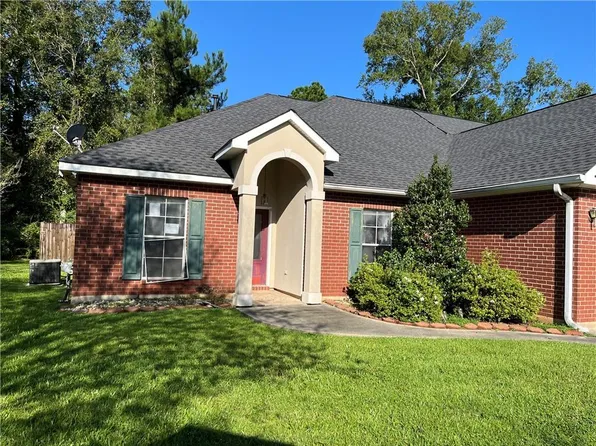 40025 Emerald Dr #B, Ponchatoula, LA 70454