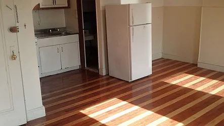 Rented by Elite NY Holdings