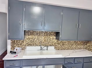 804 Main St #1R, Pawtucket, RI 02860