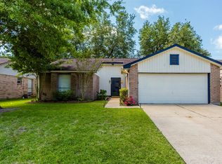 3106 Norwich St, Pearland, TX 77584
