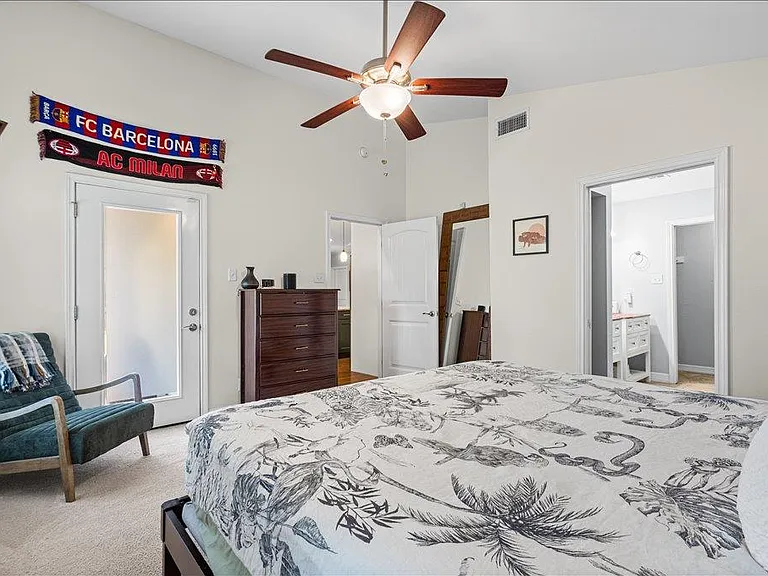 8514 Burrell Dr — Photo 11