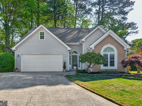 140 Blue Heron Ln, Alpharetta, GA 30009
