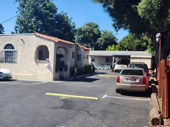 505 Runnymede St #C, Eastpaloalto, CA 94303