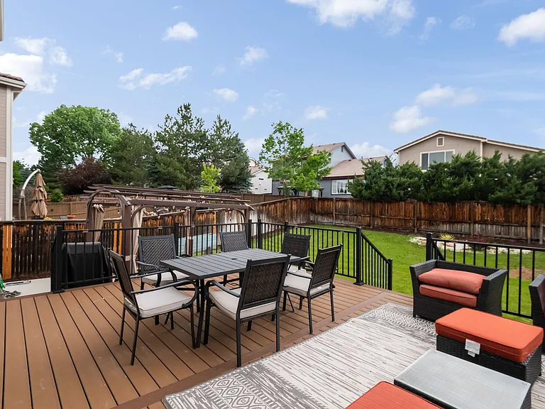 4779 Waldenwood Dr — Photo 26