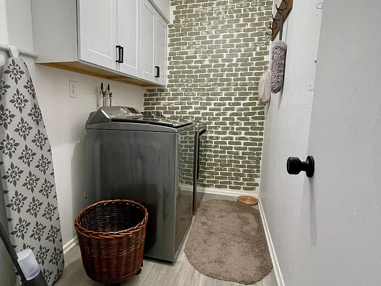 425 S Parkcrest #327 — Photo 19