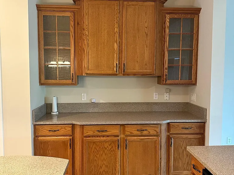 1439 Barrington Cir — Photo 7