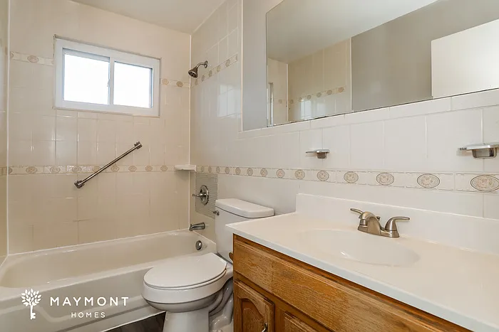 1692 Citadel Pl — Photo 14