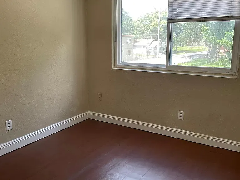 745 Easy Ave #2 — Photo 5