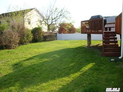 2nd image of 2476 Horace Ct