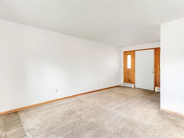 6970 SW King Blvd — Photo 6