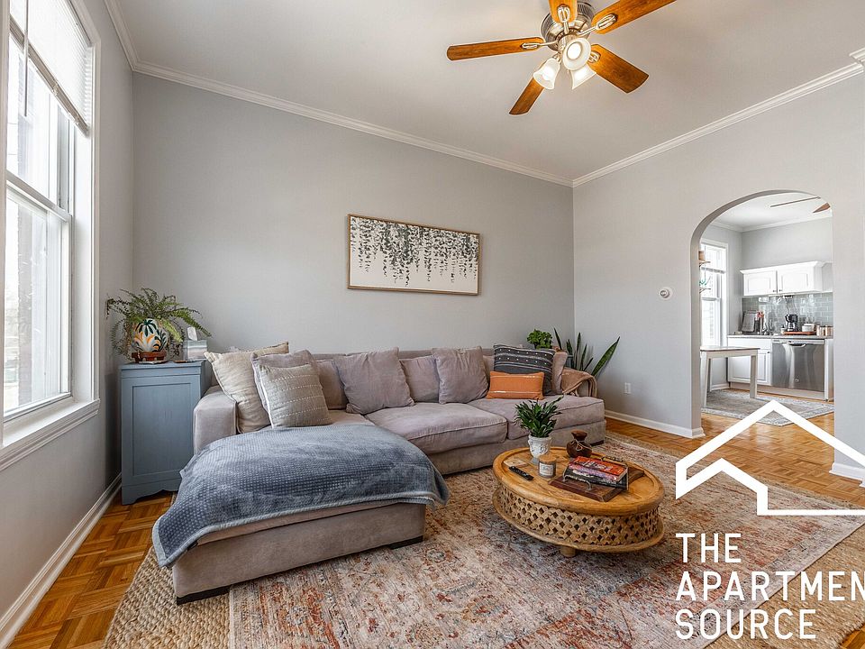 1st image of 2215 W Wellington Ave APT 2F