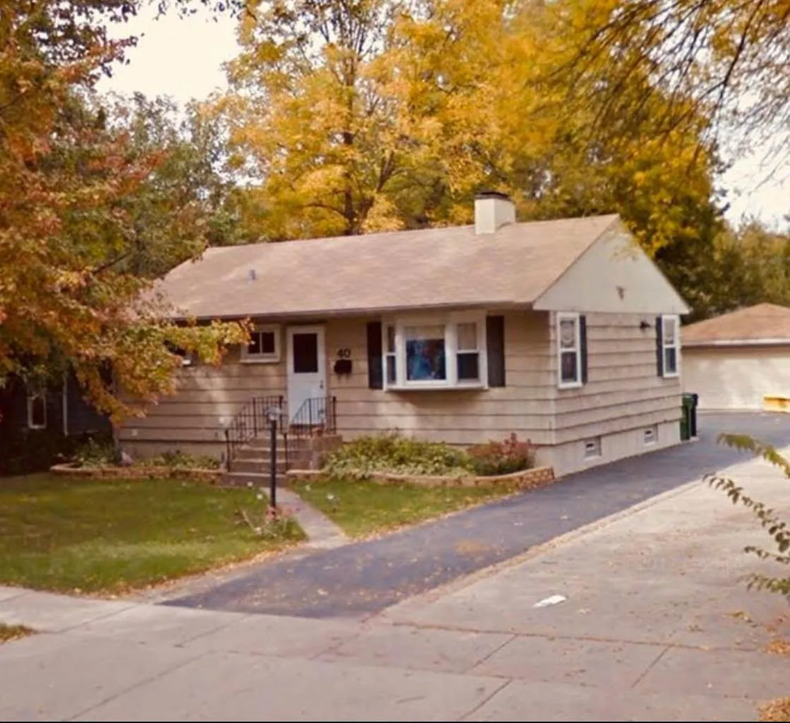 40 W Potomac Ave photo 1