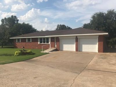 709 Washita Ave, Mountain View, OK, 73062