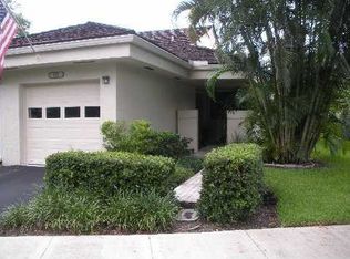 153 Chelsea Ln, Plantation, FL 33324
