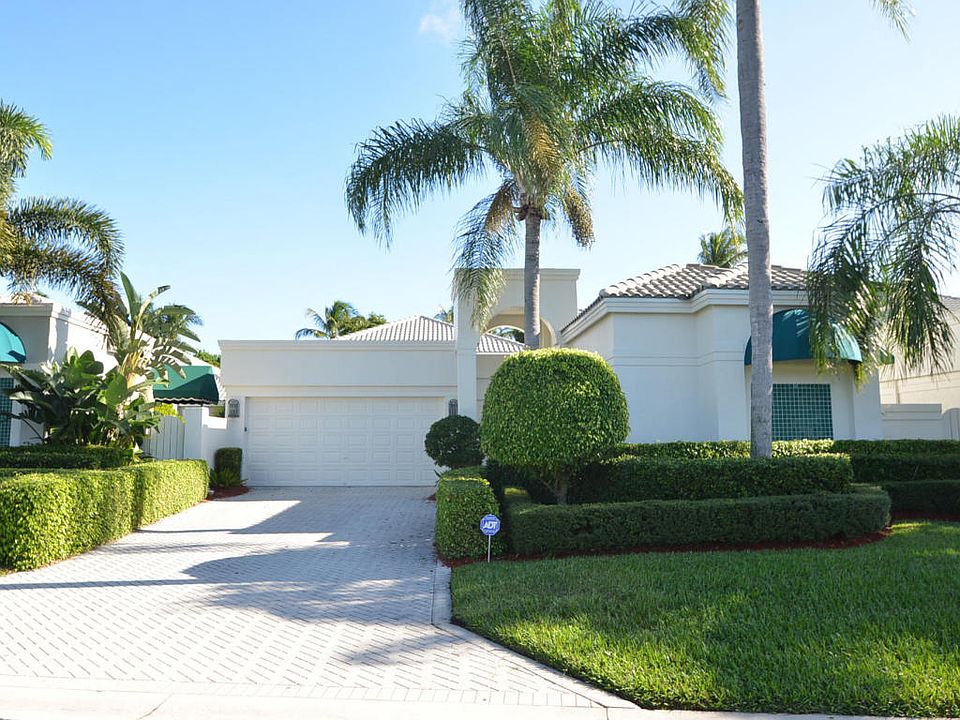 Home For Sale In Broken Sound Country Club