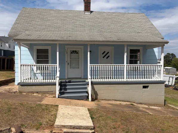 308 N 1st St, Lockhart, SC 29364