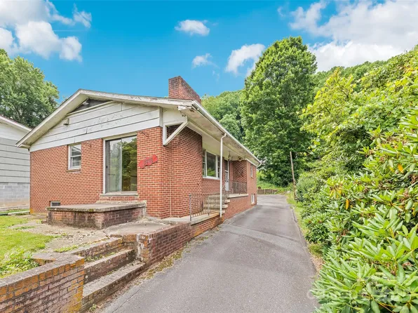 3575 Dellwood Rd, Waynesville, NC 28786