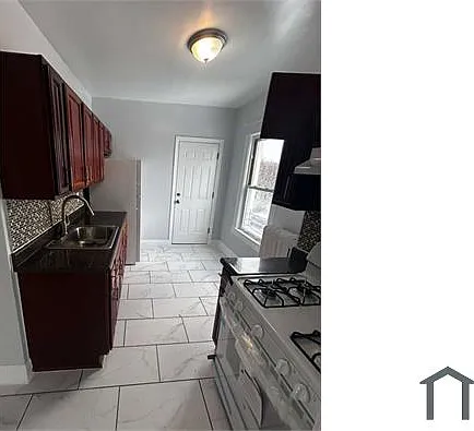 33 William St — Photo 6