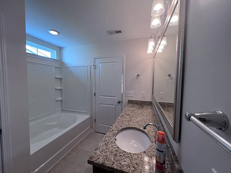 140 Brewers Oak Ln — Photo 12