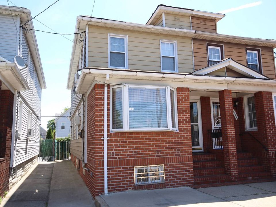 1st image of 1527 E 56th St