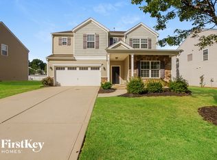 8807 Gray Willow Rd, Charlotte, NC 28227