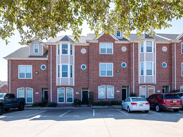 1198 Jones Butler Rd APT 402, College Station, TX 77840