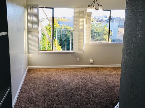 5th image of 2925 California St APT 2
