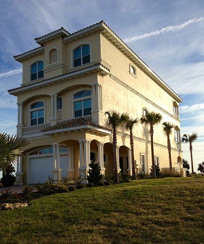 1st image of 344 Ocean Crest Dr