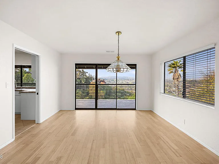 534 Alta Vista Ave — Photo 8