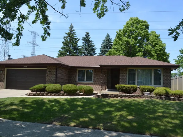 7424 Wheeler Dr, Orland Park, IL 60462