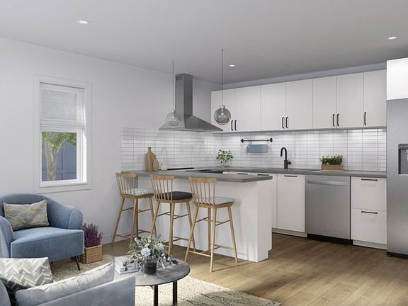 3rd image of 102 Duke St #4